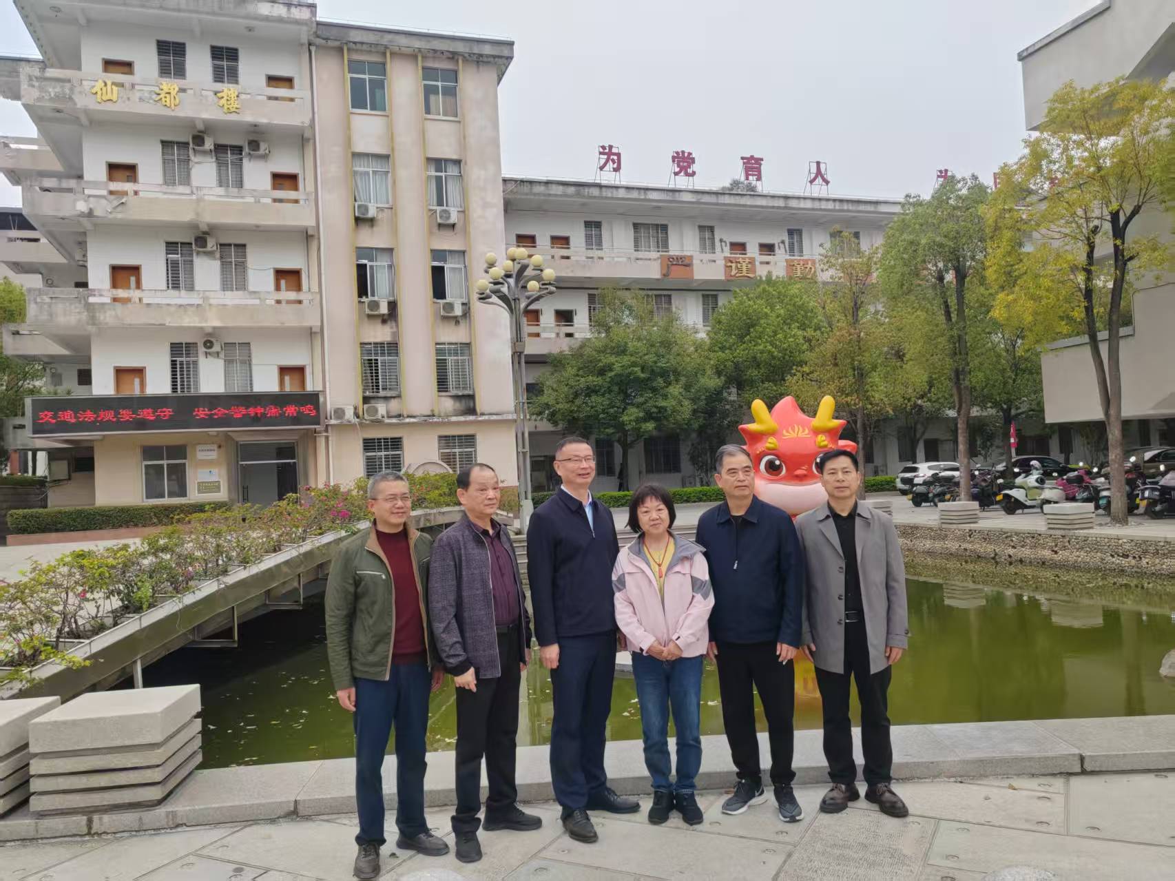 1774439595394089871.jpg ba8f344c9378752b7521570099fb117f.jpg